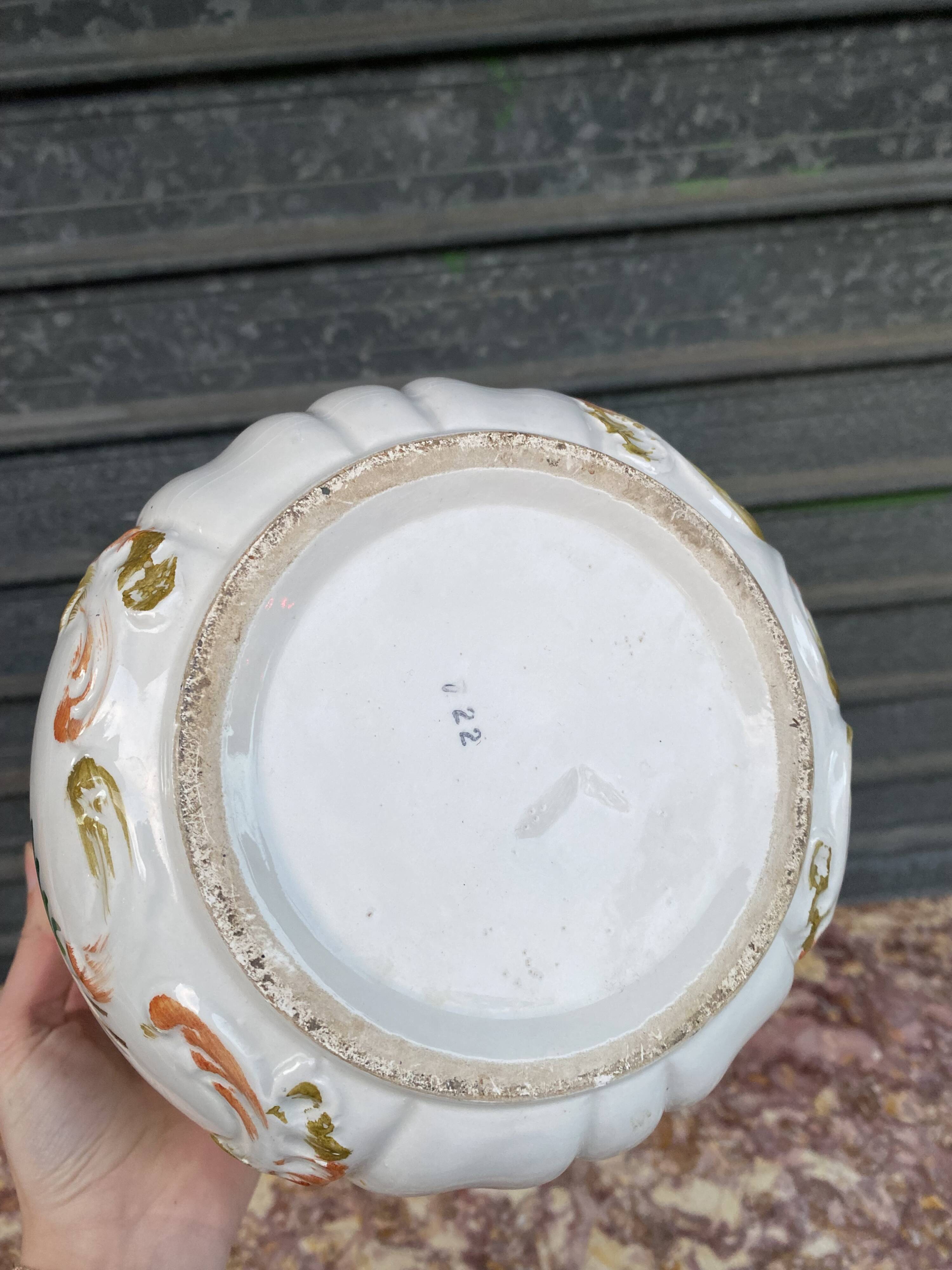 Earthenware pot cover