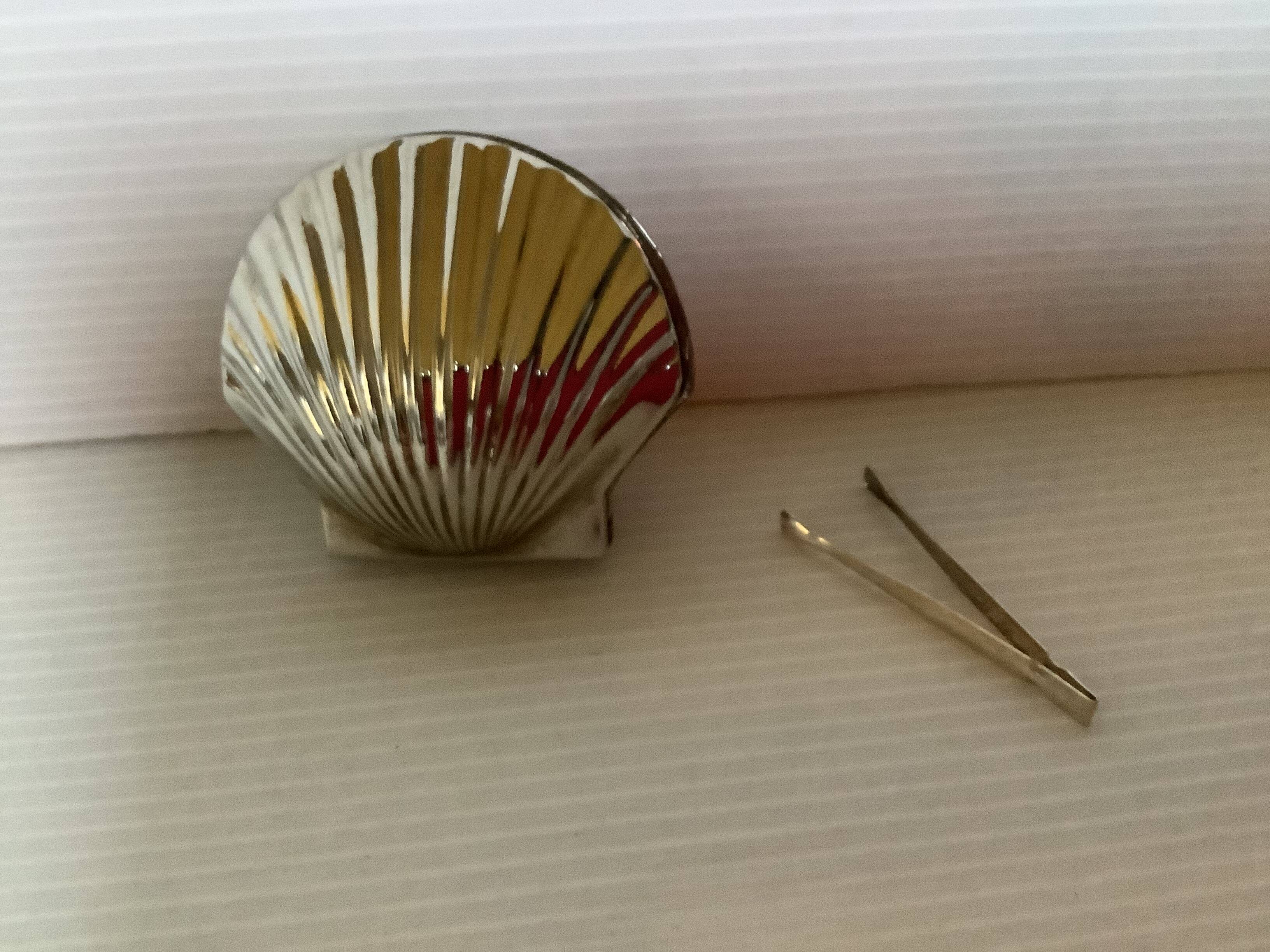 Mini sugar bowl scallop sugar sweetener