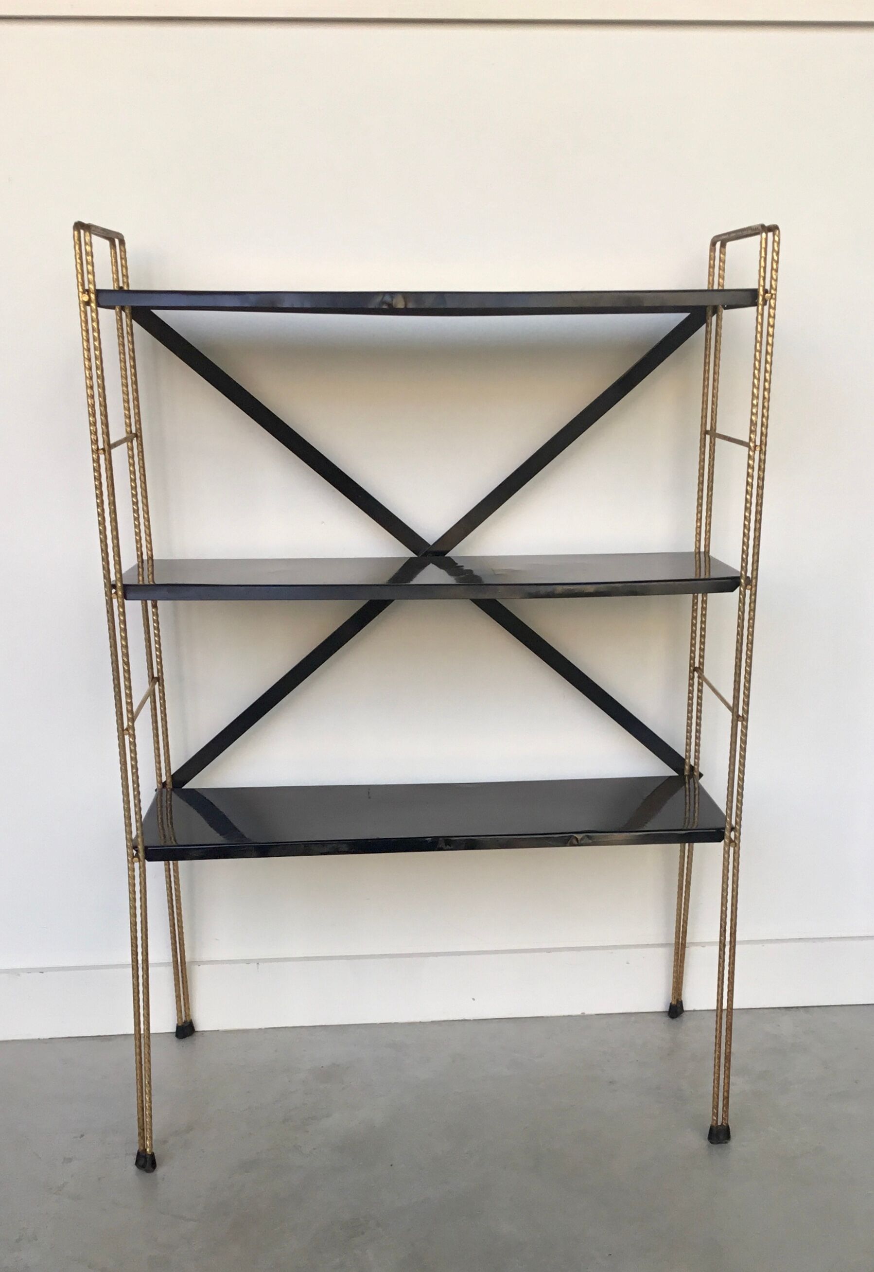 Shelf String metal on feet - vintage 1960