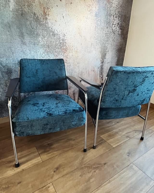 Pair of Bauhaus Expo 58 chairs