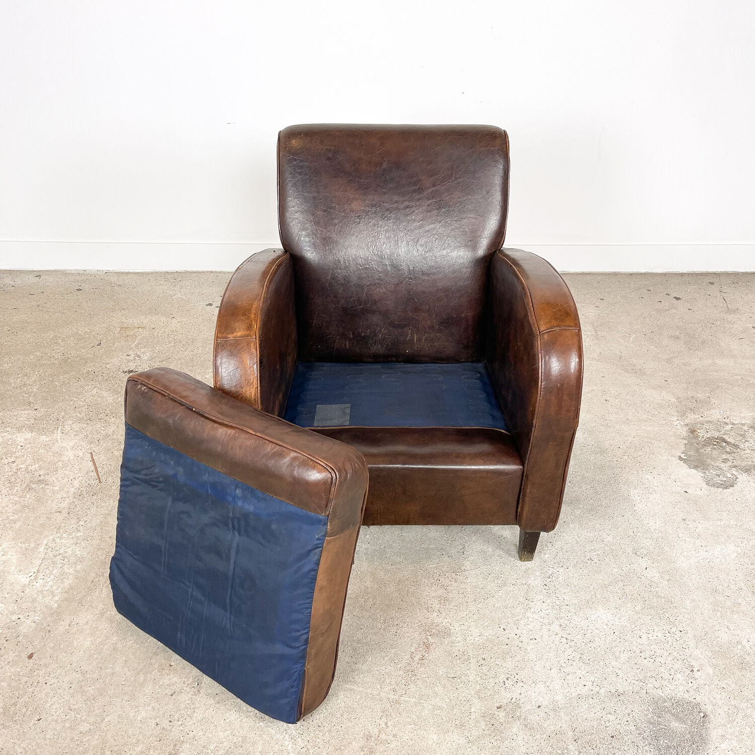 Vintage Sheep leather wagon wheel clubchair Holten