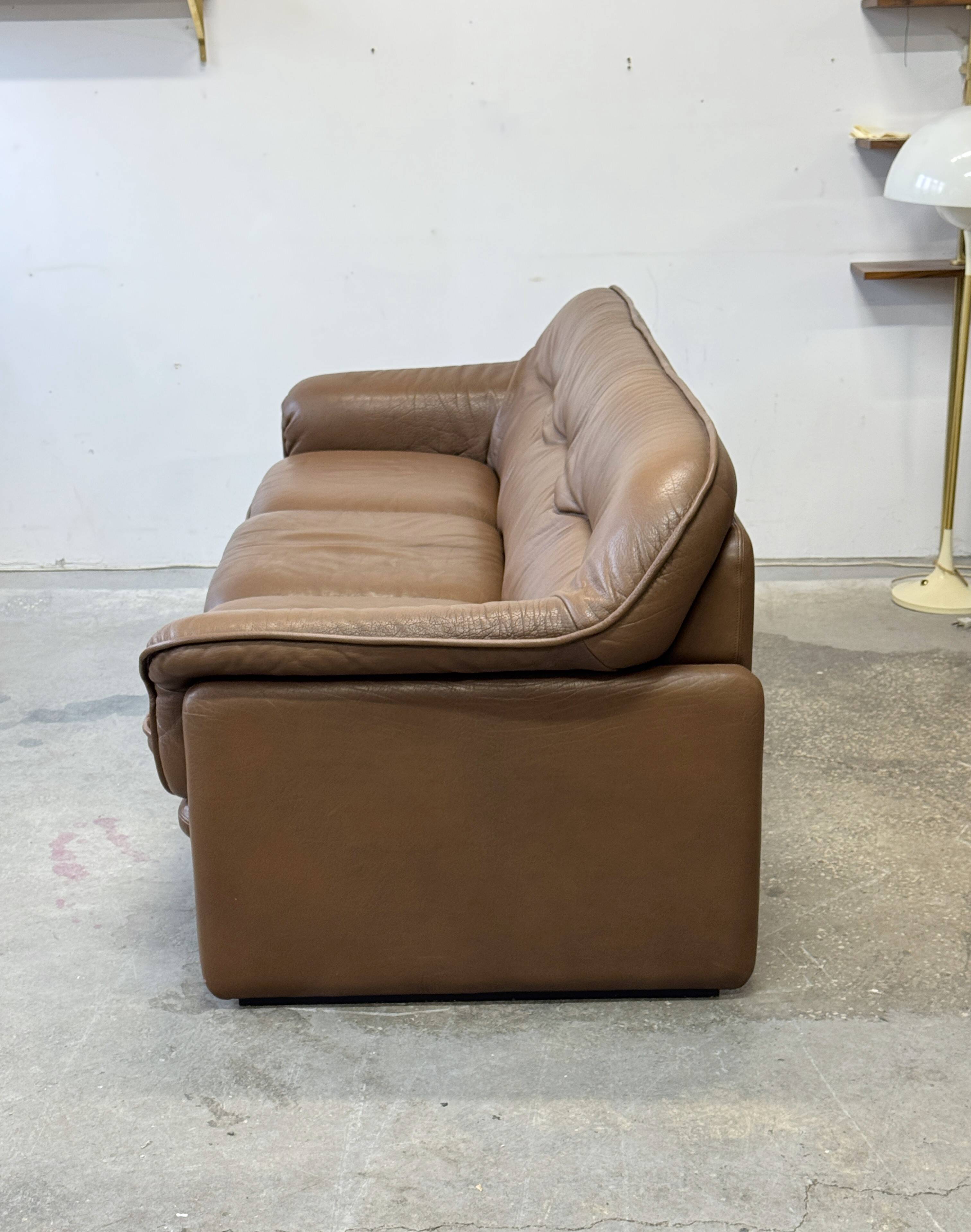 Sofa model DS-16, De Sede, Switzerland, 1960s/1970s, mid-century, vintage