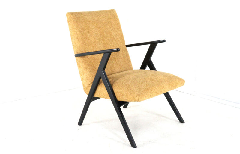 mid century modern vintage Armchair 'De Lier' - fully restored