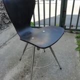 Swivel office chair