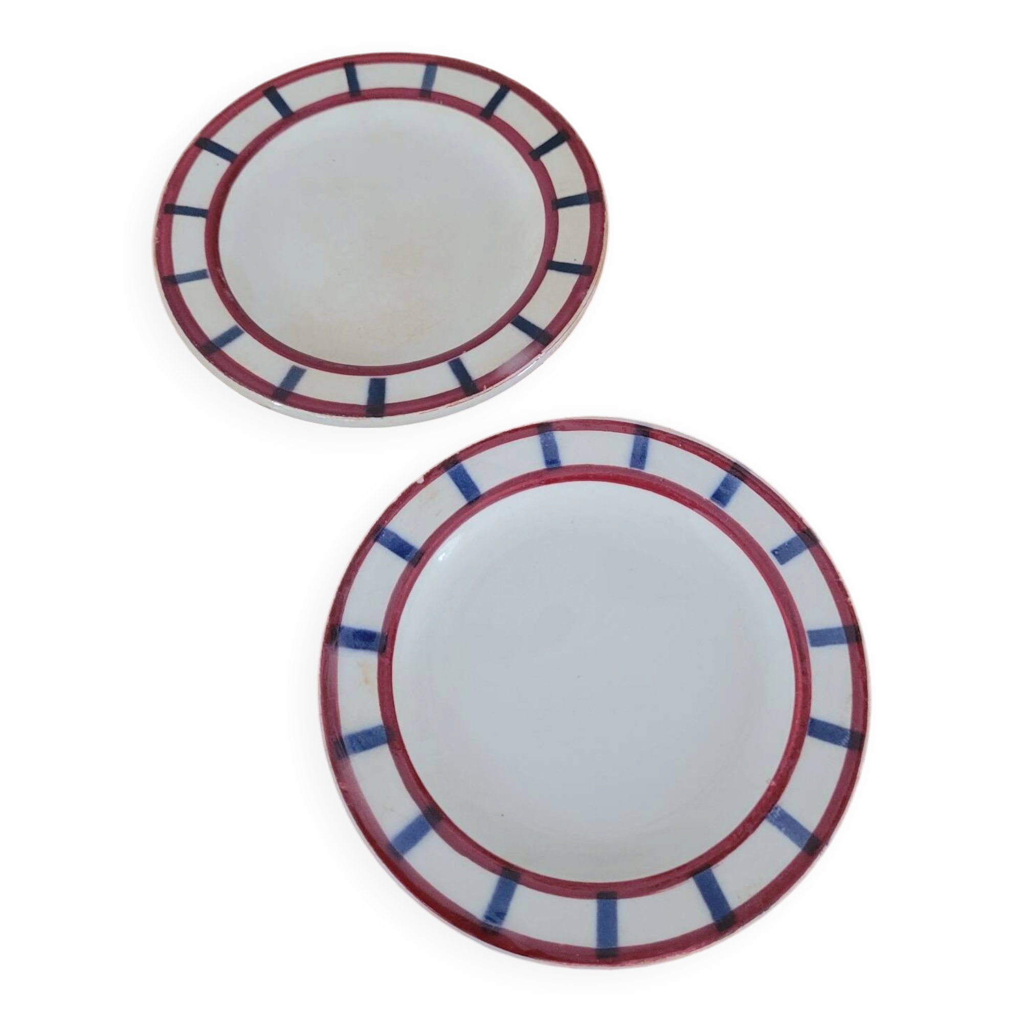 Two very small Béarn HBCM plates.
