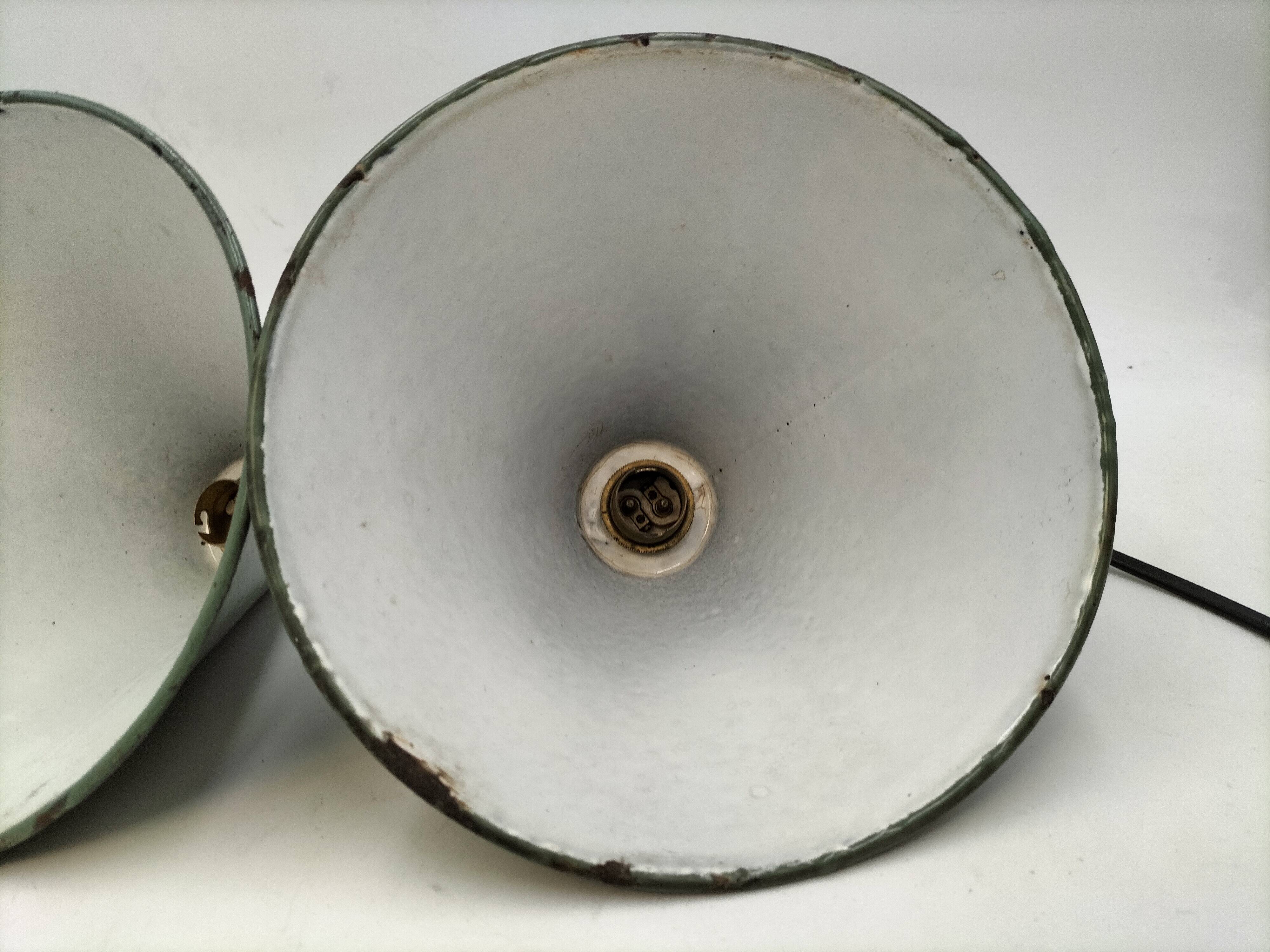 Enamelled sheet metal cone pendants