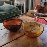 Pair of vintage amber and honey glass salad bowls – 1970s-80s