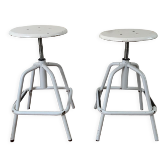 Tabourets à vis