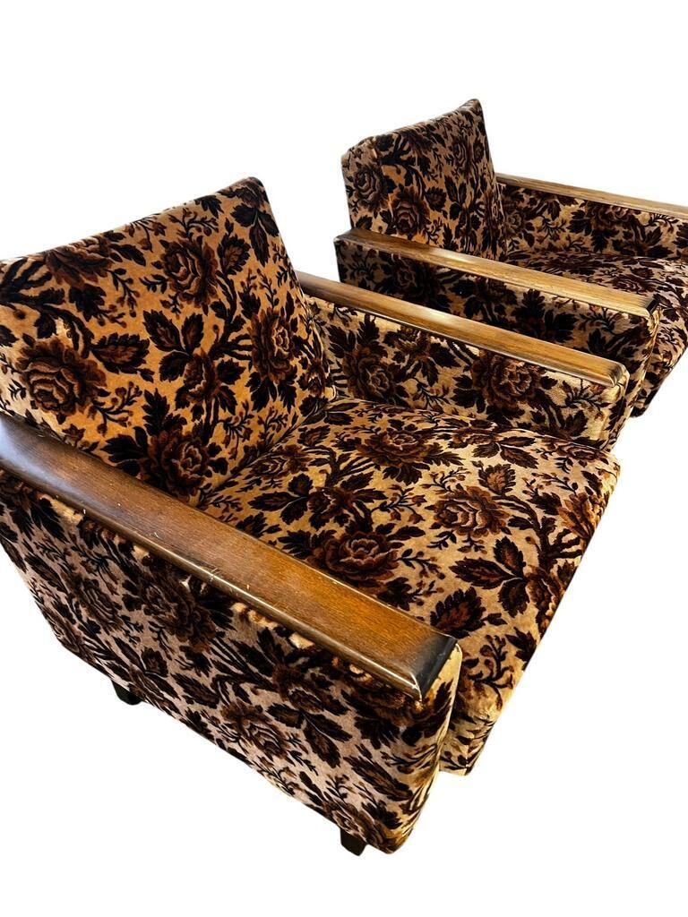 Set of 2 vintage floral armchairs