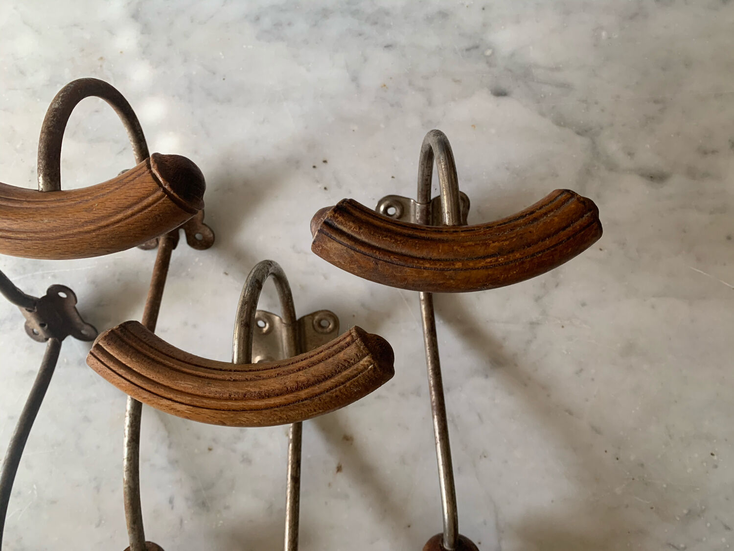 Set of 4 double hooks