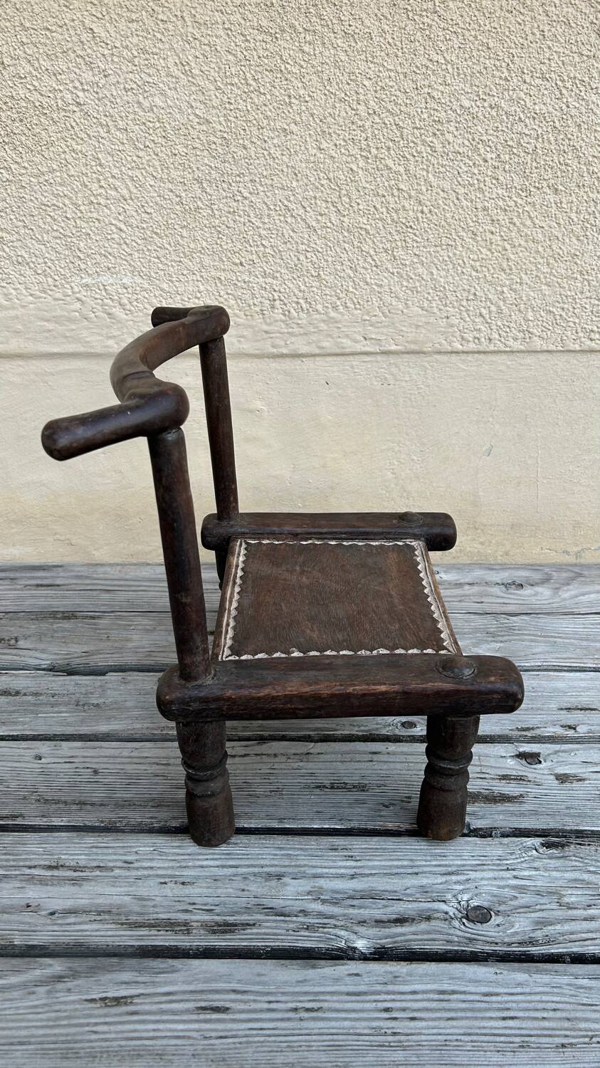Small Baoulé chair