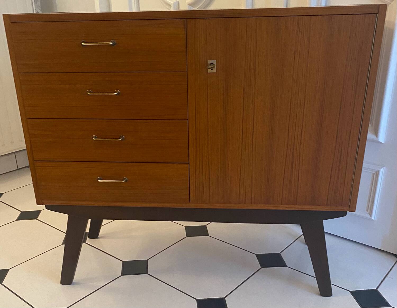 Vintage sideboard with compass feet