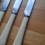 Set of 12 bakelite knives