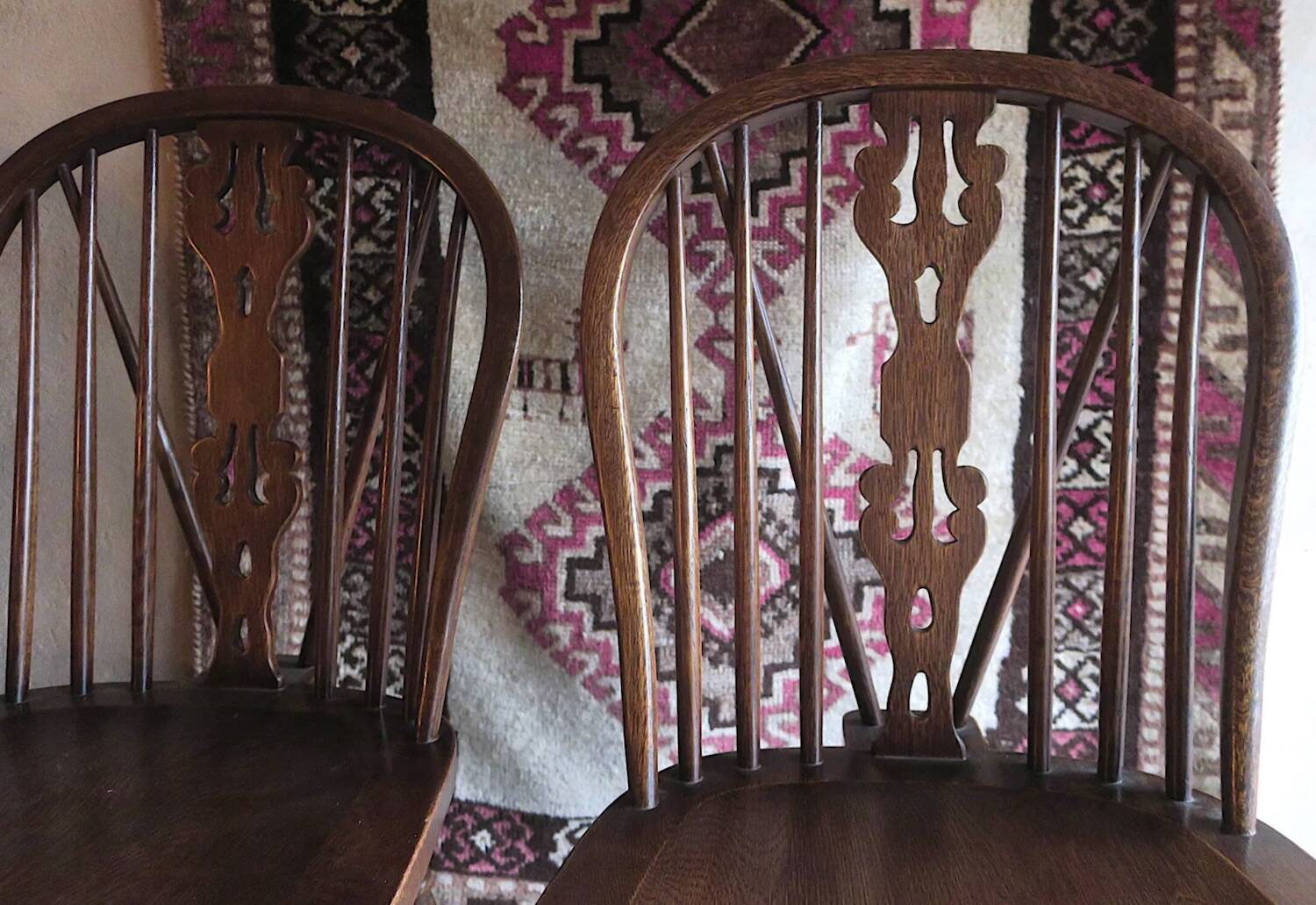 Ensemble de 6 chaises Windsor à dossier lyre en chêne massif, milieu du siècle, années 1960