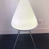Drop chair 3110 by Arne Jacobsen for Fritz Hansen