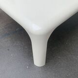 Demetrio lounge coffee table from the Italian space age of the mid-century by Vico Magistretti for Artemide.