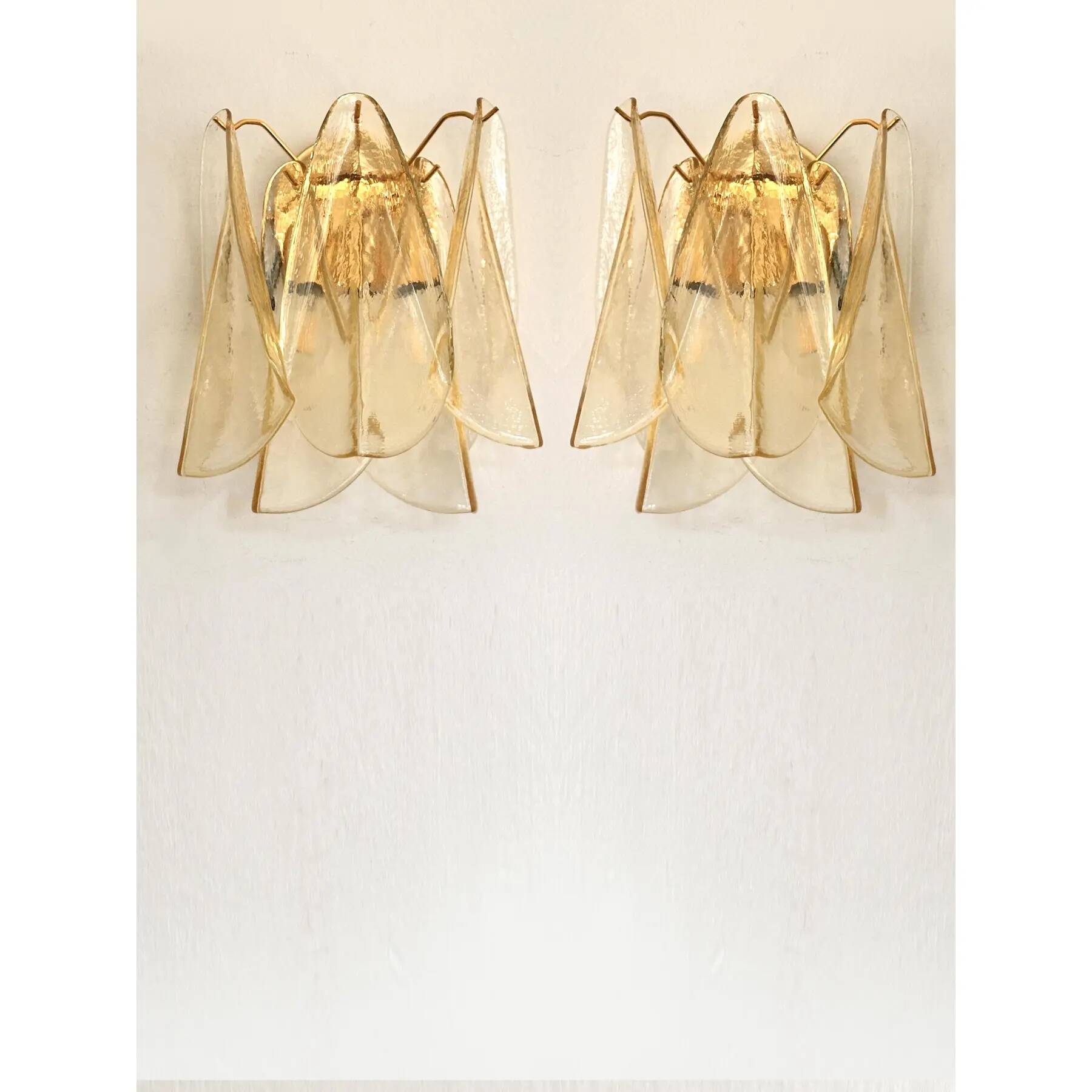 Set of Two Amber “Rondini” Murano Glass Gold Wall Sconces in Mazzega Style