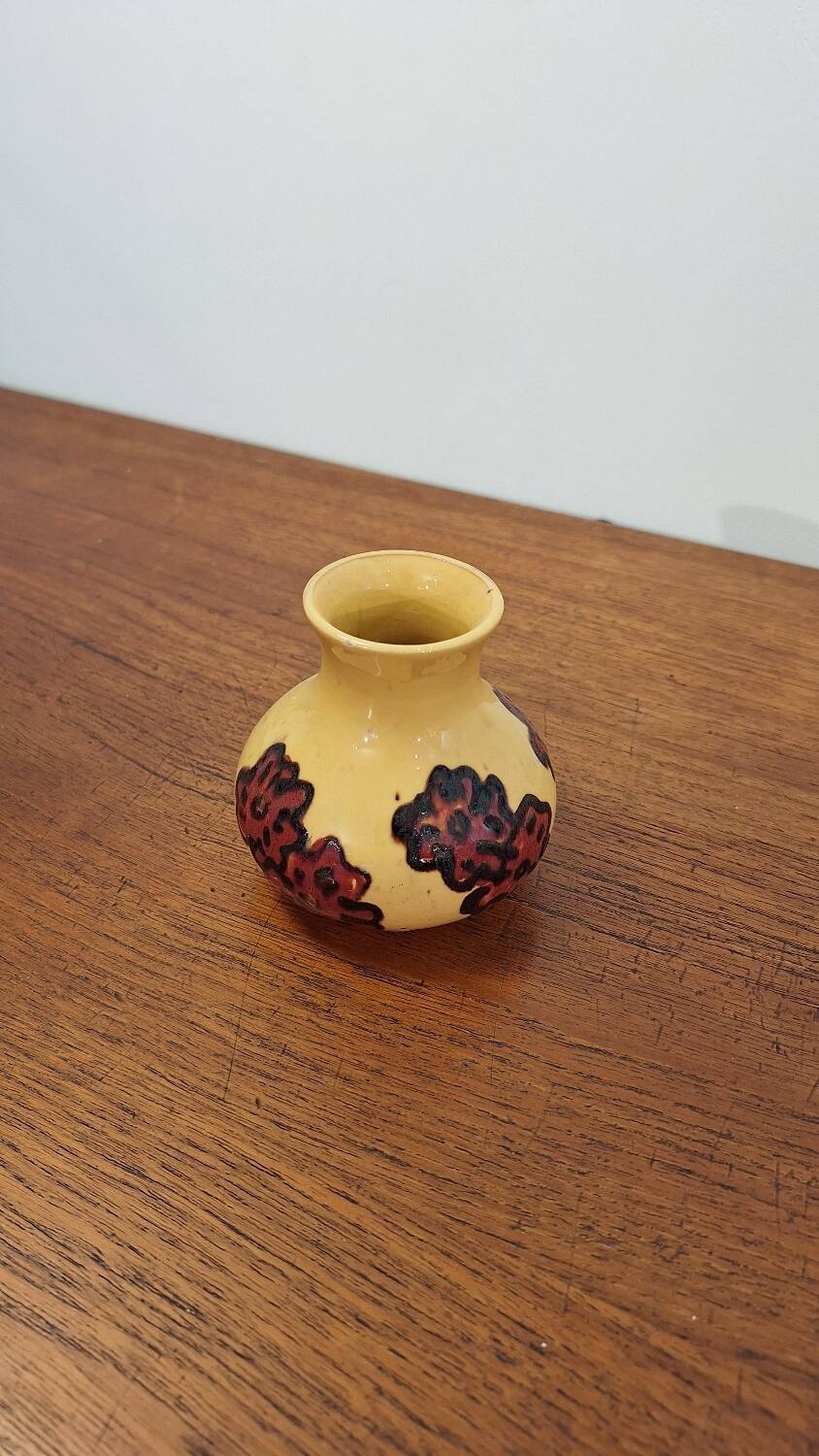SISPA earthenware vase