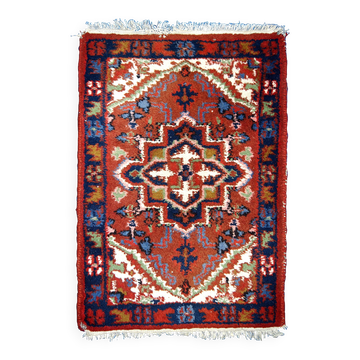 Tapis Vintage Hamadan en Laine, Années 1970, Élégance Traditionnelle