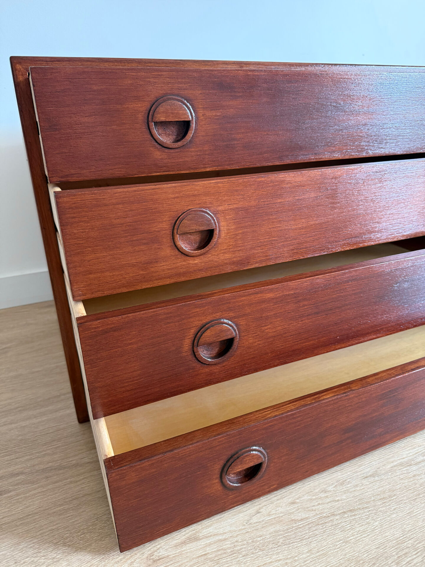 Commode