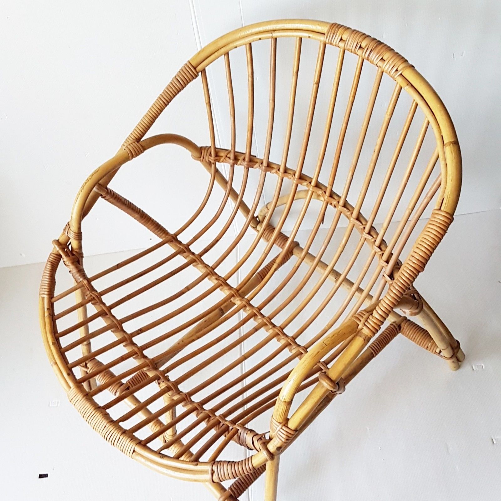 Adult 60s rattan basket Chair