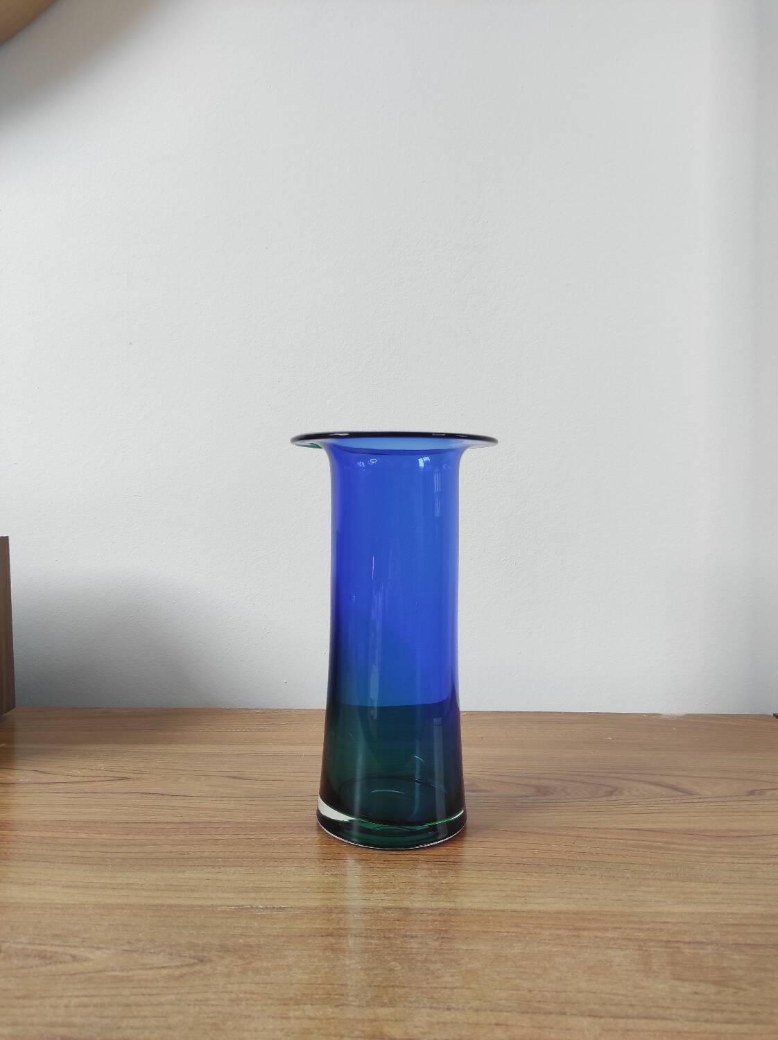Vintage Bohemian Sommerso vase