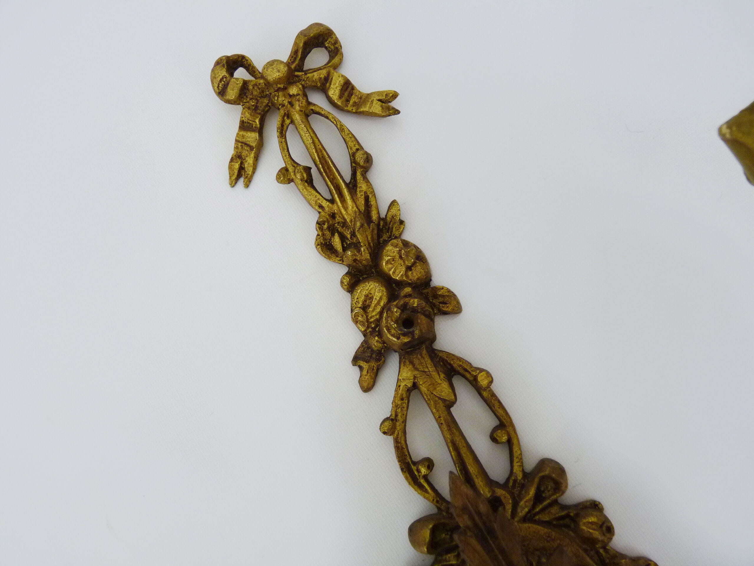 Vintage wall lamp decorated with ribbon and grape. Louis XVI style. XIXth