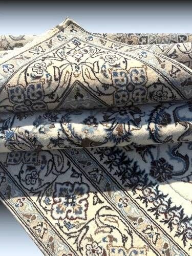 Persian Oriental Carpet NAÏN Wool and Silk: 3.20 X 2.10 Metres "Sardje Gallery"