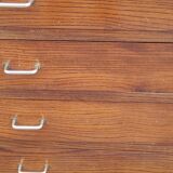 Vintage oak chest of drawers from the 50s with 4 drawers and compass feet