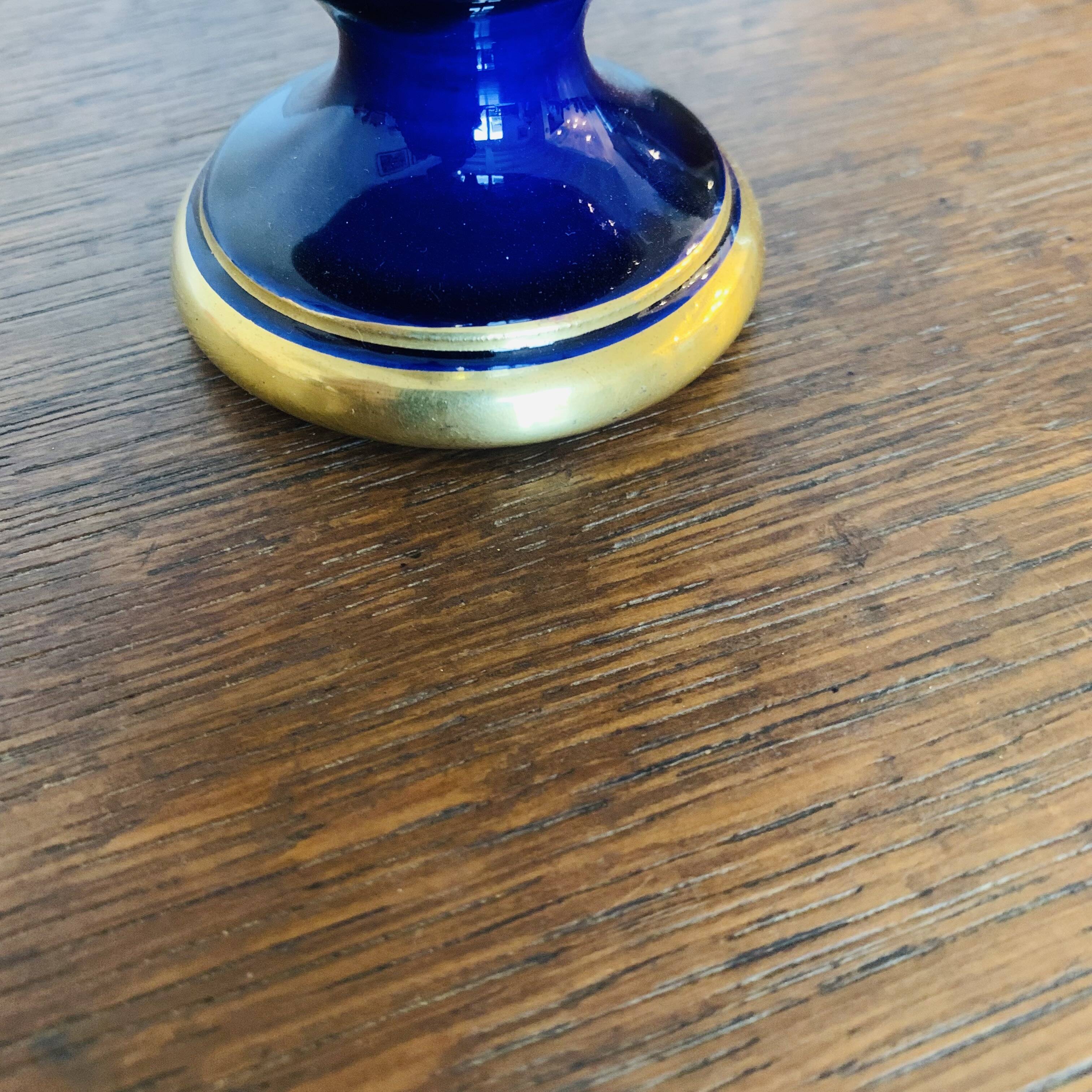 Porcelain cup from Tours Pinon and Jaget