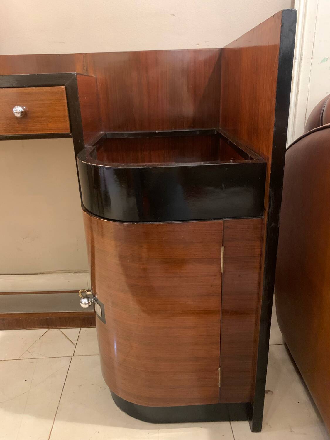 Art Deco dressing table