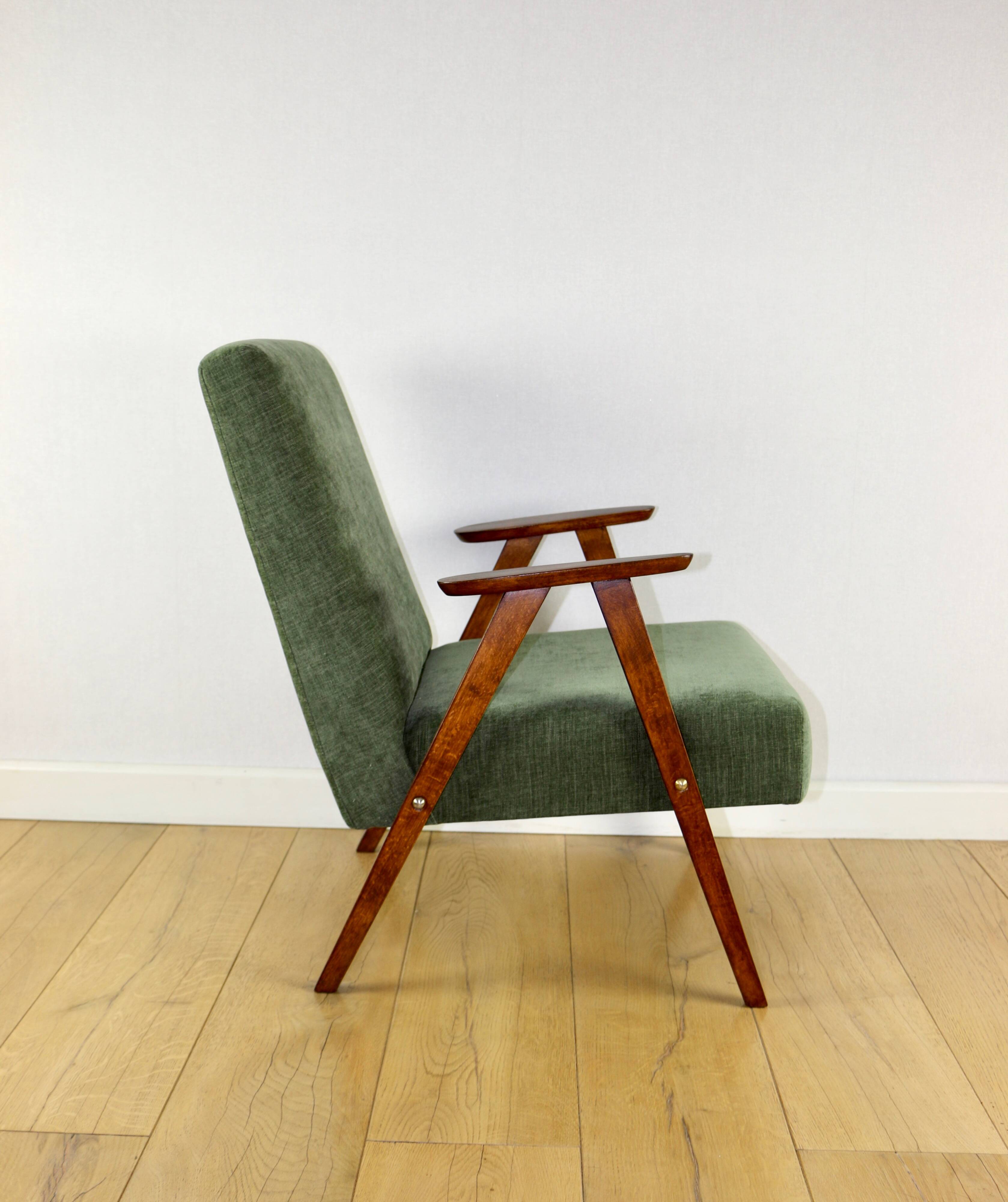 Classic green olive structural armchair like Chierowski