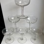 Set of 6 depicted Art Deco engraved crystal champagne glasses mismatched 50s