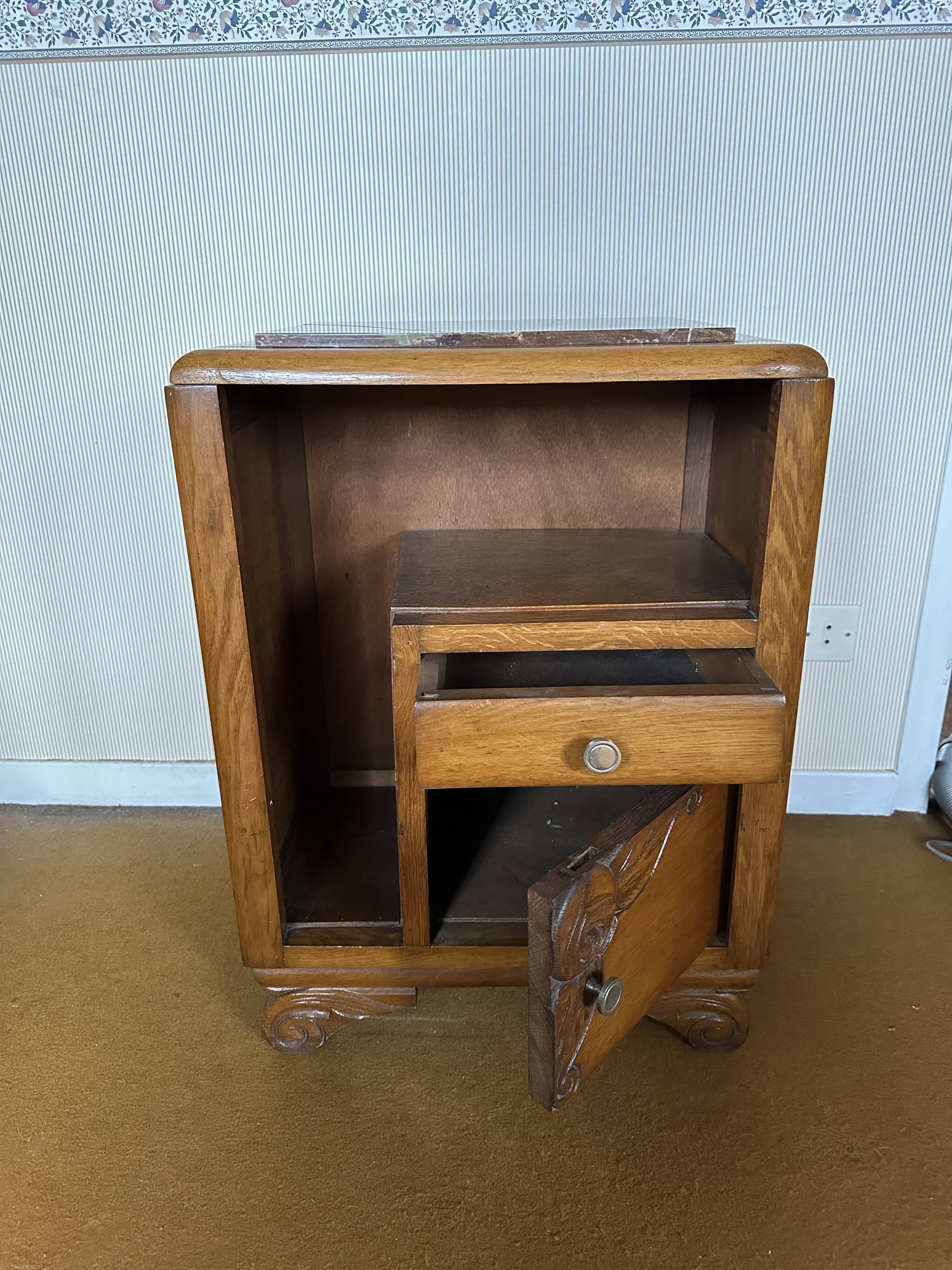 Art Deco bedside table in wood and pink marble