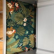 Joli pupitre / bureau d’enfant en bois