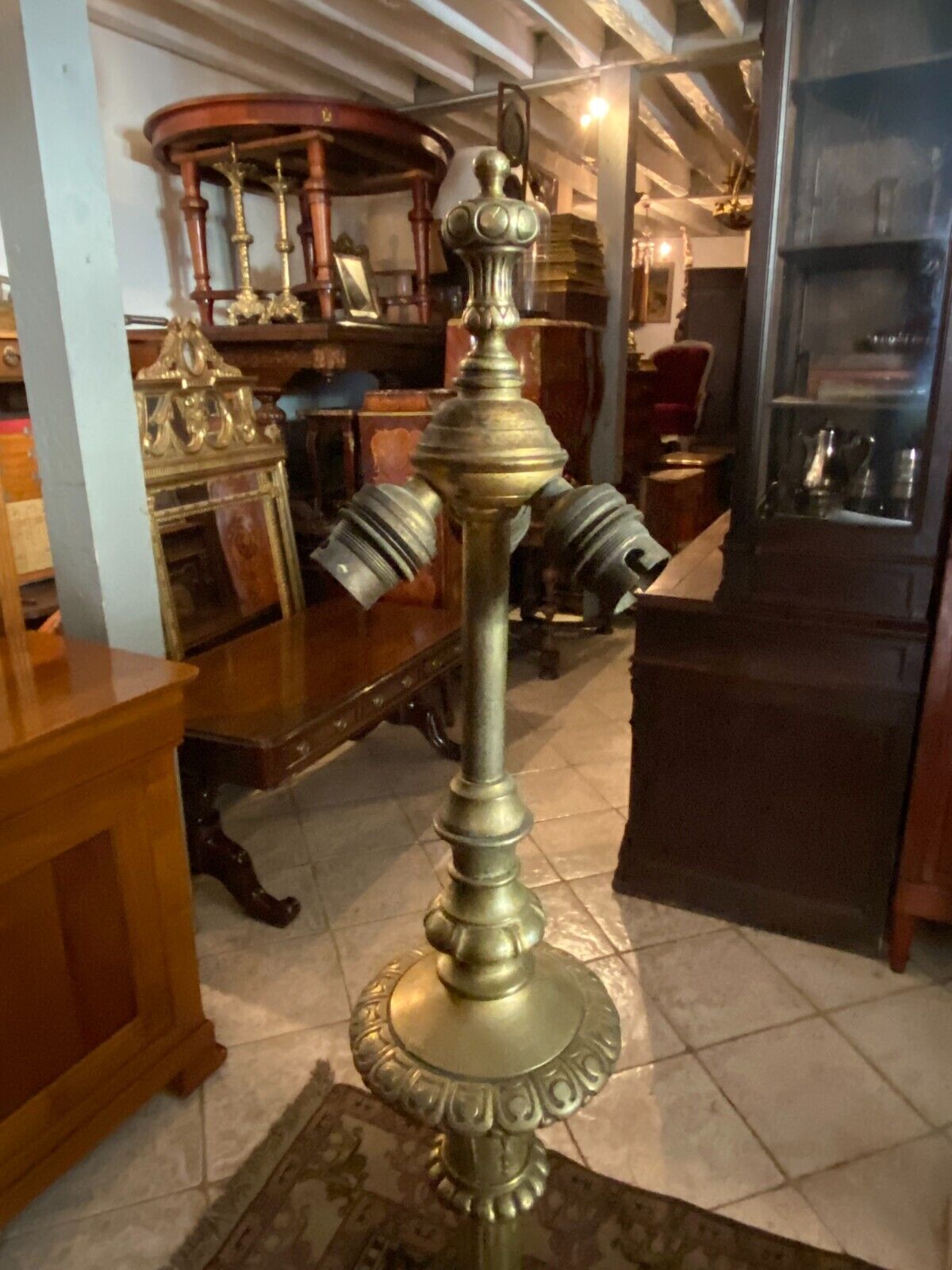 Floor lamp with adjustable height in bronze XIXth style Restoration feet claws