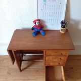 Children's desk