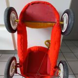 Old little toupee pedal car