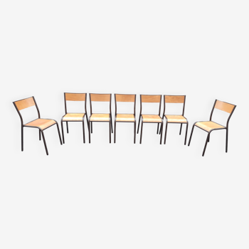Set of 7 Mullca chairs