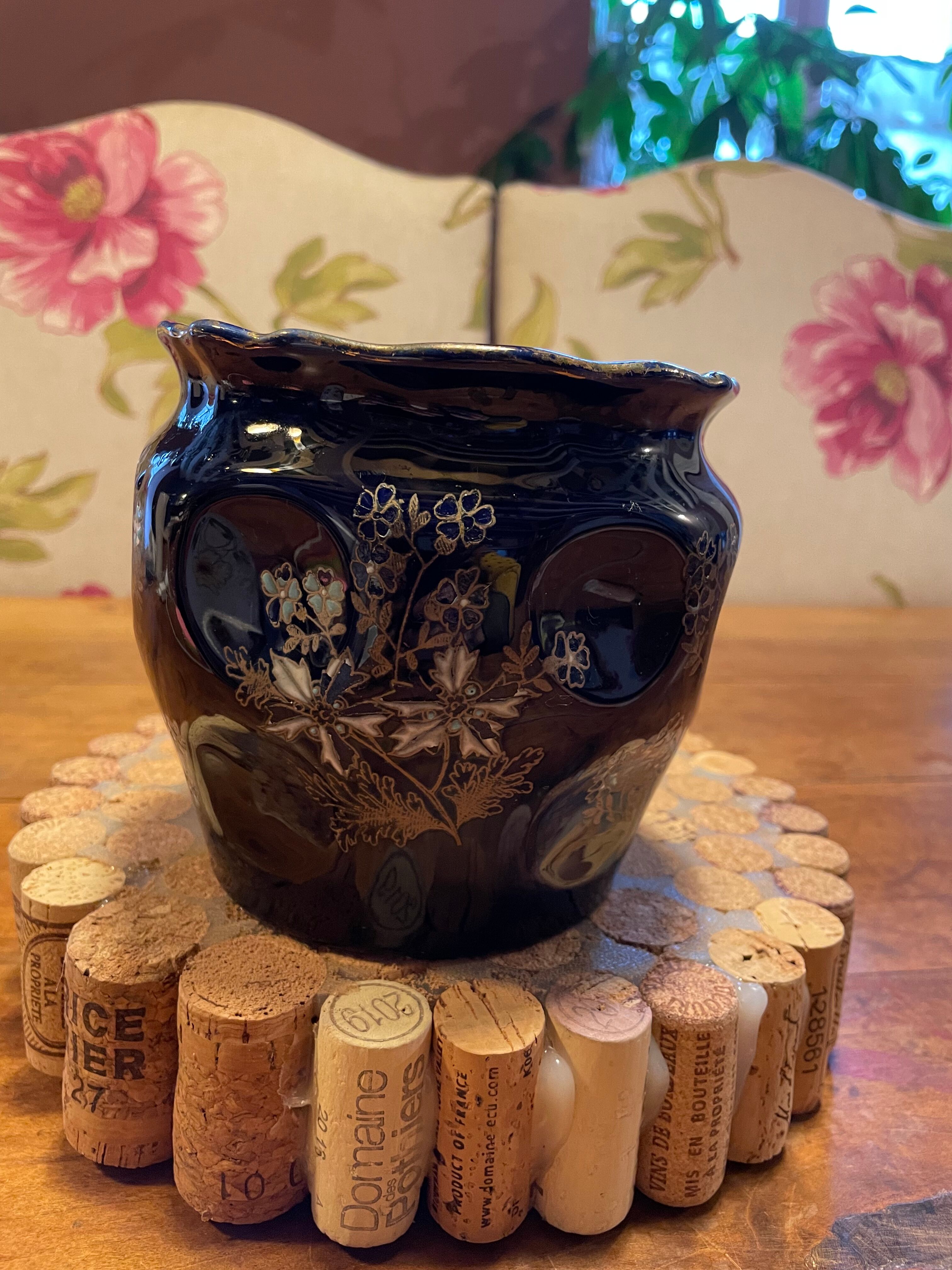 Enamelled ceramic pot cover, deep blue