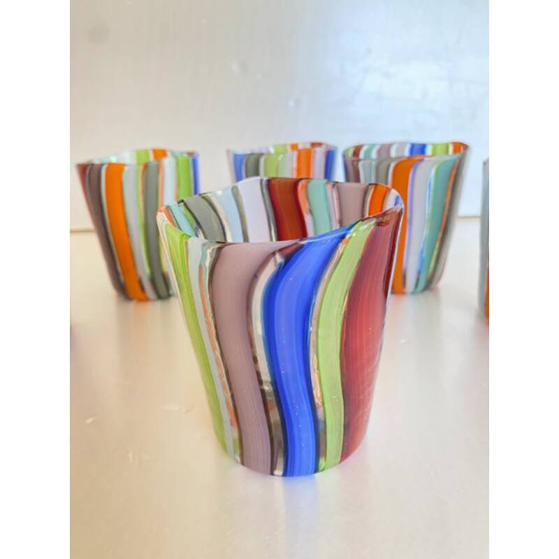 Ensemble de 6 verres contemporains multicolores de style Murano