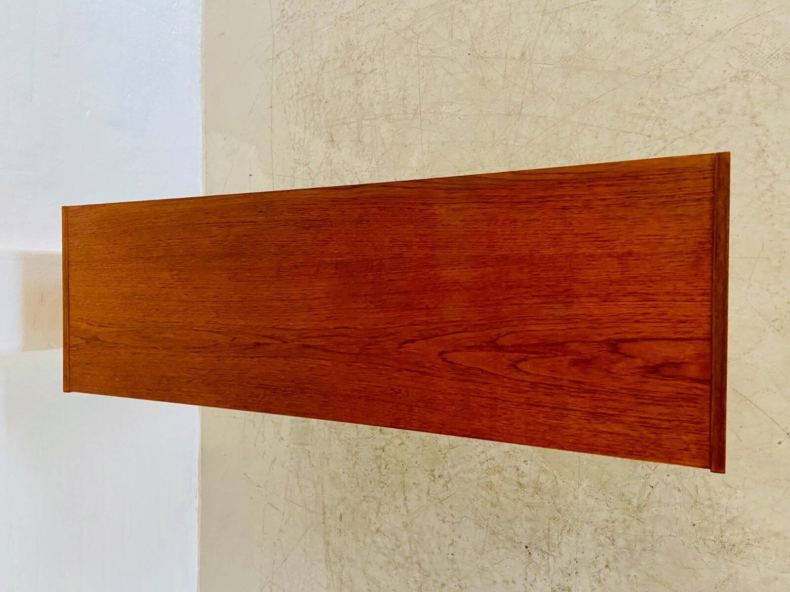 Buffet danois rétro vintage en teck du milieu du siècle par Domino Møbler