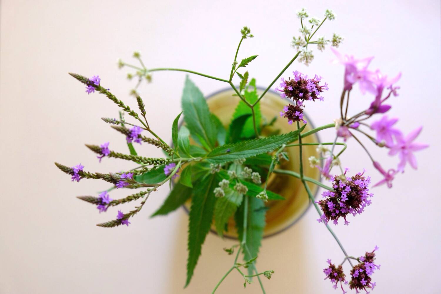 Blown glass ball vase by Claude Morin, Dieulefit France 1979