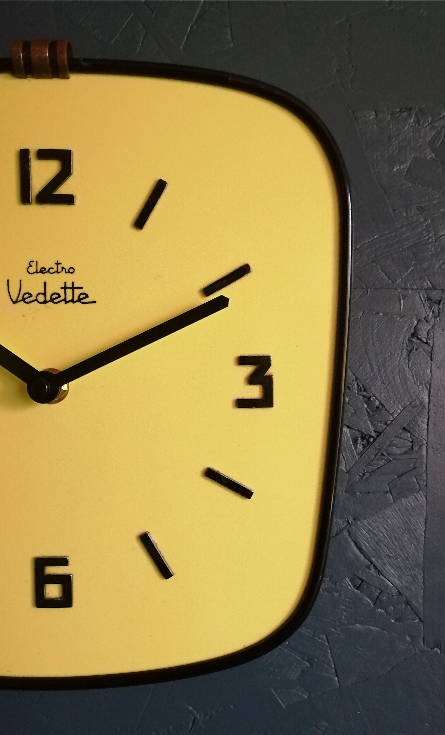 Vintage formica clock silent wall clock "Yellow Star"