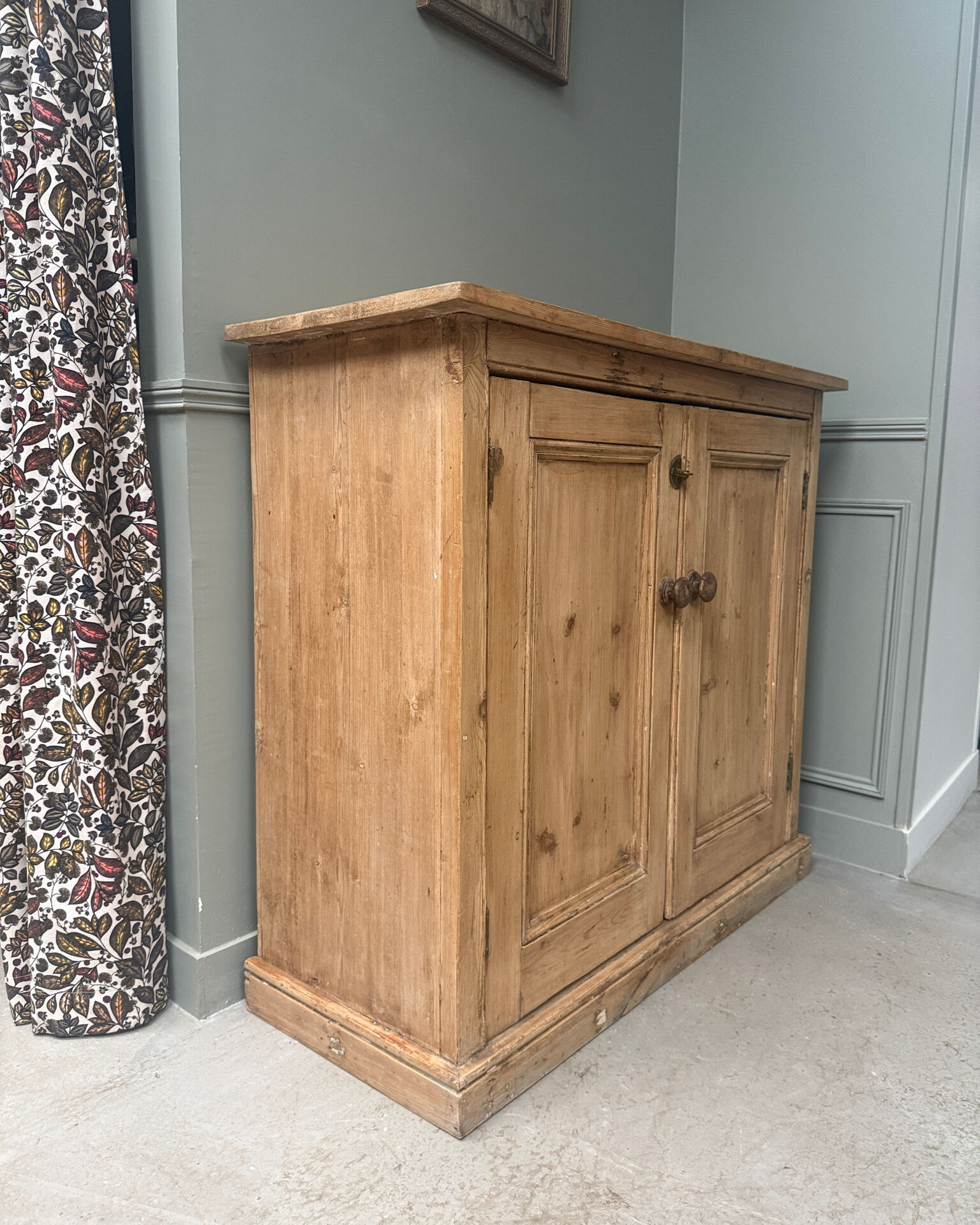 English pine buffet (renovated)