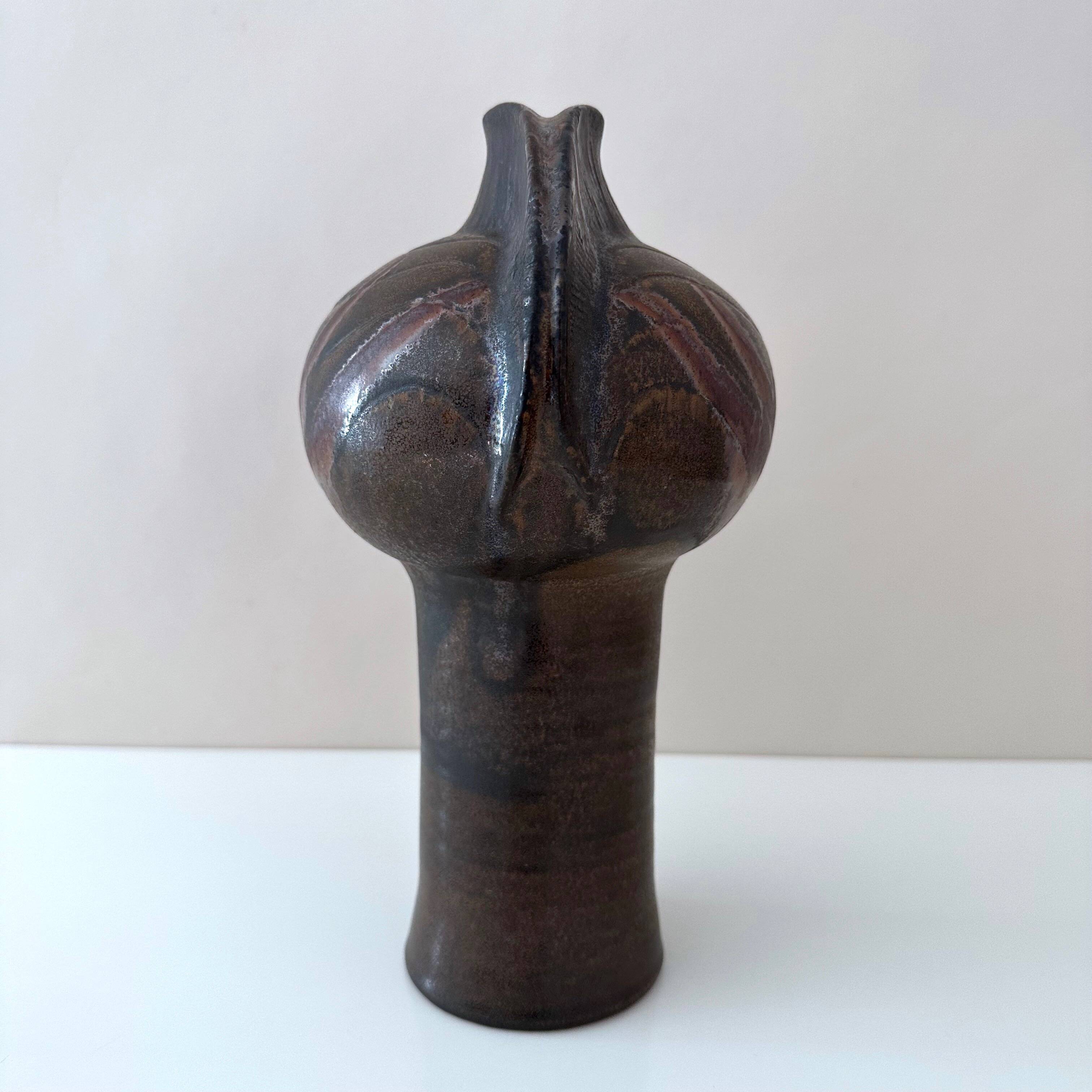 Fritz van Daalen studio ceramic, Mid Century ceramic, sculptural vase