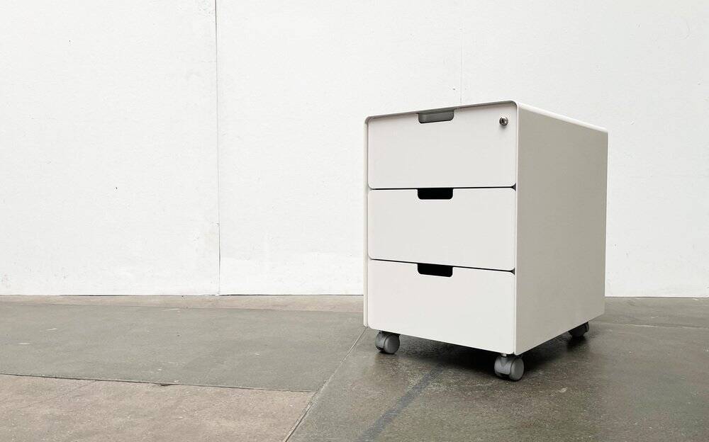 Metal office cart series ATM by Jasper Morrison for Vitra