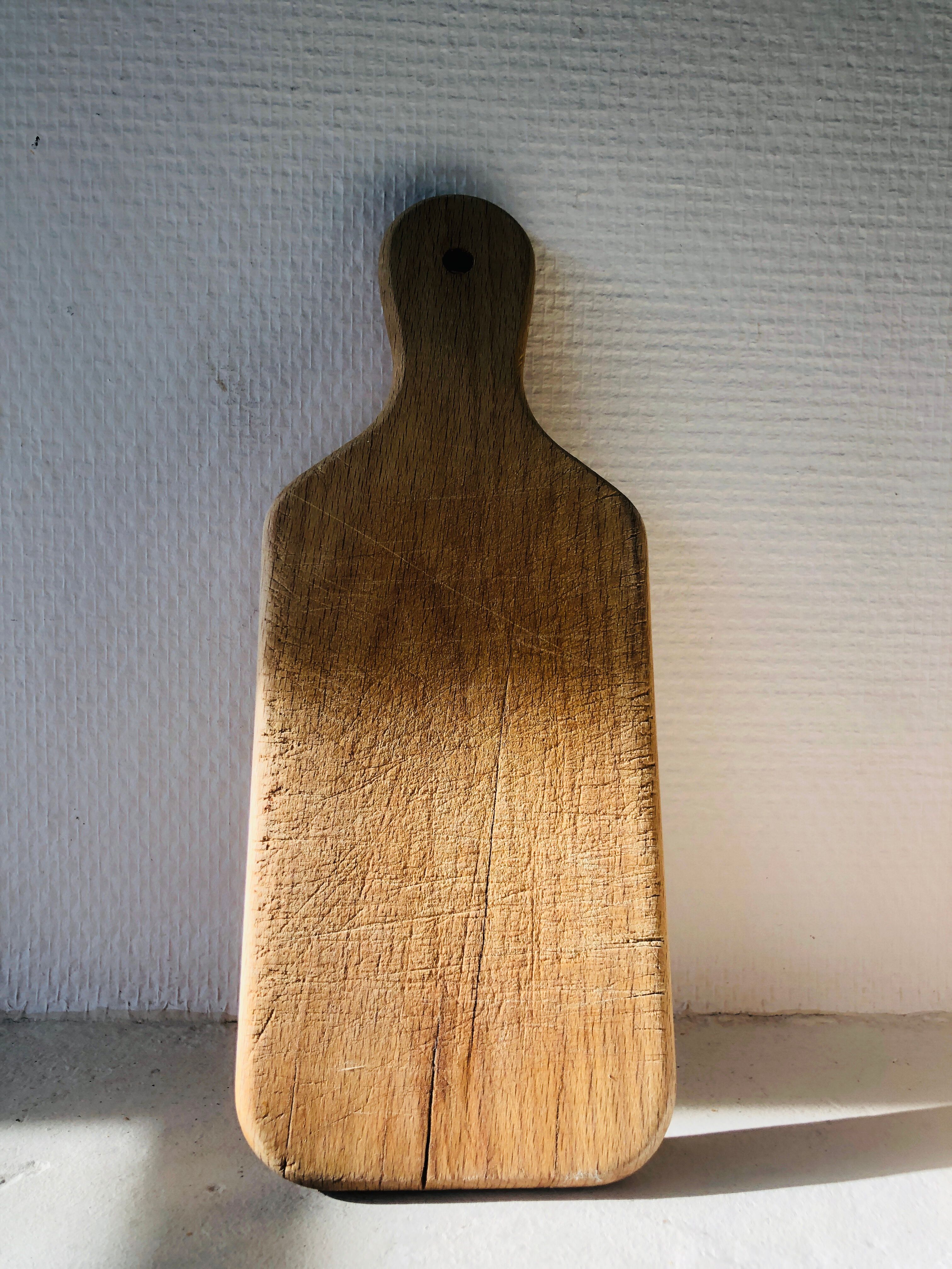 Wooden cutting board