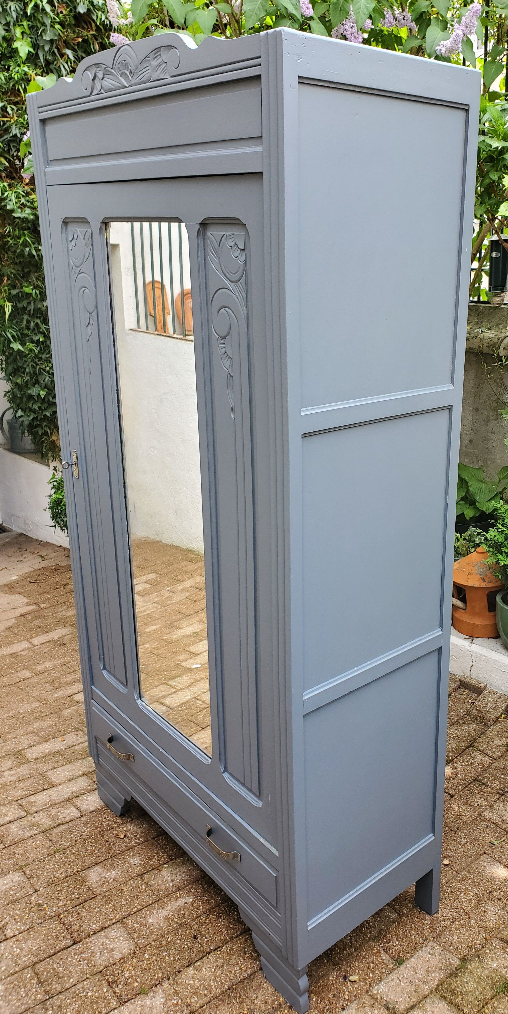 Art deco wardrobe