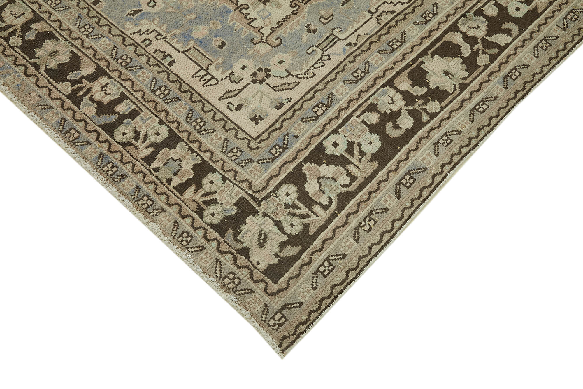 Hand-knotted persian vintage 1970s 246 cm x 346 cm beige wool carpet
